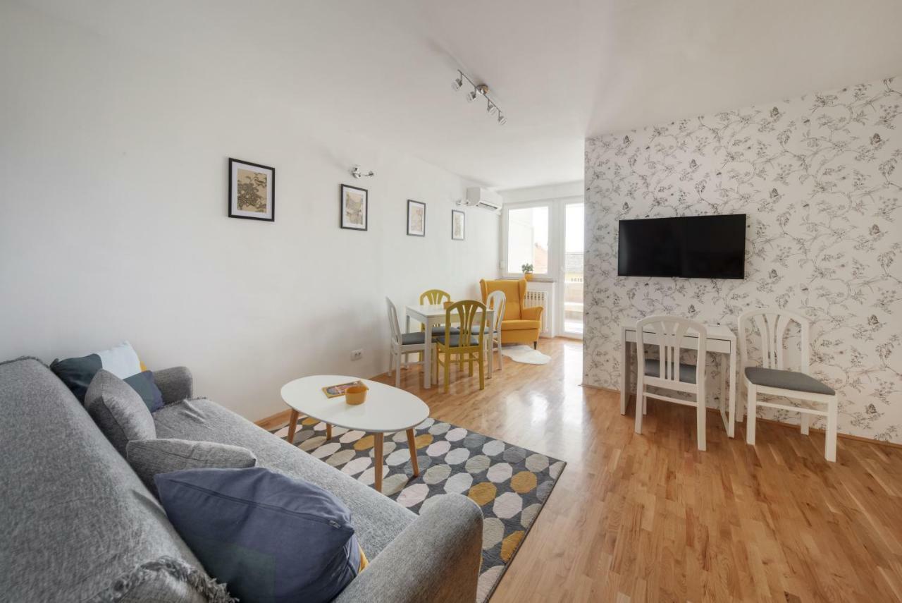 Apartman Осиек Экстерьер фото